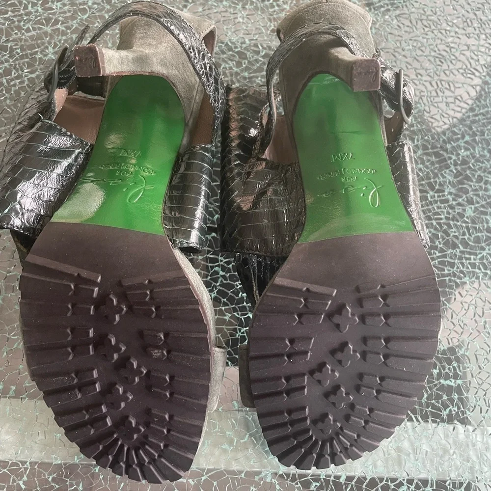 Donald Pliner‎ shoes 7.5 M